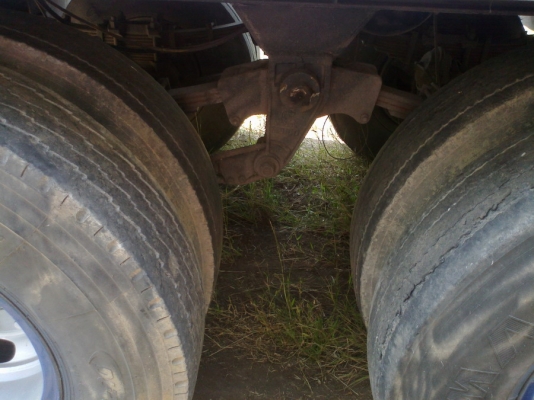 ขายลูกพ่วง 3 เพลาไม่ดั้มปี51ยาว 6.8 เมตรกระบะเหล็ก อู่ซีทีทรัค สวยเลยครับ