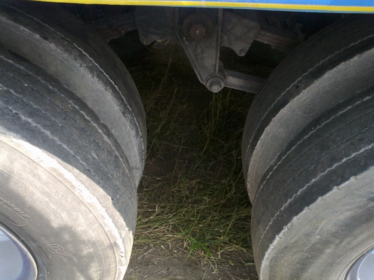 ขายลูกพ่วง 3 เพลาไม่ดั้มปี51ยาว 6.8 เมตรกระบะเหล็ก อู่ซีทีทรัค สวยเลยครับ