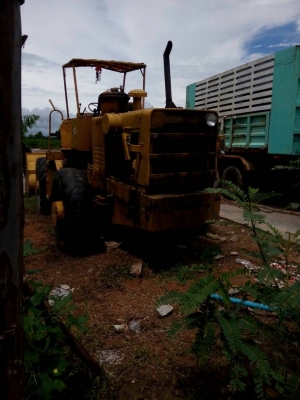 ขายรถตักล้อยาง KOMATSU JH63 เอกสารอินวอย ต่อแขนแล้วตักใส่รถ 10 ล้อคอกเกษตรได้เลย ราคา 450000