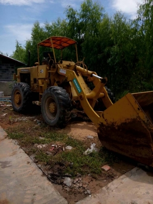 ขายรถตักล้อยาง KOMATSU JH63 เอกสารอินวอย ต่อแขนแล้วตักใส่รถ 10 ล้อคอกเกษตรได้เลย ราคา 450000