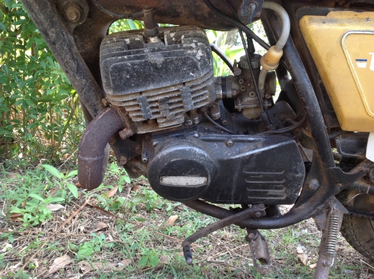 ขาย Suzuki Ts 100 สภาพแห้งๆ เครื่องดี ทะเบียนราคาถูก