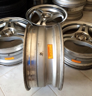 ขายล้อ SUPER Advan Gen.II 17" F7.5" R8.5" 5/114.3 เดิมญี่ปุ่น ขายล้อ SUPER Advan Gen.II 17" F7.5" R8.5" 5/114.3 เดิมญี่ปุ่น