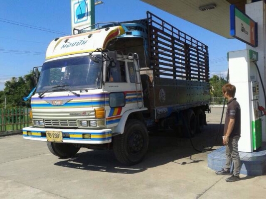 ขายรถบรรทุกสิบล้อ HINO KT920 หัว F18 เครื่อง HO7D-195 แรง กระบะไม้