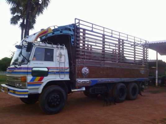 ขายรถบรรทุกสิบล้อ HINO KT920 หัว F18 เครื่อง HO7D-195 แรง กระบะไม้