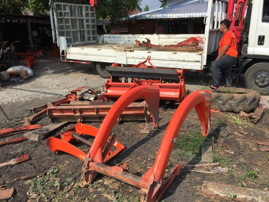 ชุดใบดันคานบน สำหรับ L45-45Di ตรงรุ่นพร้อมใช้อุปกรณ์ครบ