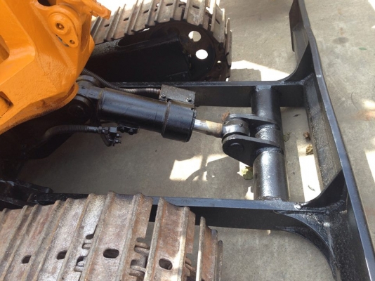 KOMATSU PC20 2 รถเล็กหล่อๆ ใครกำลังมองหาไว้ใช้งานเอง ในสวน บริเวณบ้าน คันนี้เลย รถเก่านำเข้าจากญี่ปุ่นไม่เคยใช้งานในไทย สภาพพร้อมลุยงาน เอกสารอินวอยใบแจ้งจำหน่าย รถมีใบมีดดัน KOMATSU PC20 2 รถเล็กหล่อๆ ใครกำลังมองหาไว้ใช้งานเอง ในสวน บริเวณบ้าน คันนี้เลย รถเก่านำเข้าจากญี่ปุ่นไม่เคยใช้งานในไทย สภาพพร้อมลุยงาน เอกสารอินวอยใบแจ้งจำหน่าย รถมีใบมีดดัน