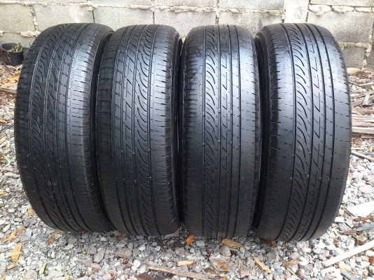 ขายยาง  Bridgestone  Tranza. 205/65R16  ยางสัปดาห์ที่01ปี14 ไม่แตกลายไม่ร้าวไม่ปะ จำนวน 4 เส้น