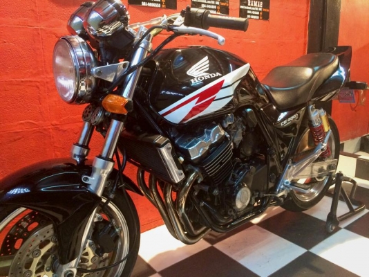 T&amp;T BIKE RAMA2 ขายราคาเพียง 72500 ฿HONDA CB400 ปี96 จัดมาให้ตามคำขอคับ ทะเบียนโอนนอกมีเล่มภาษีพรบ.57ชุดโอนครบเช็คในระบบขนส่งมีรายระเอียดตรงครบหมด