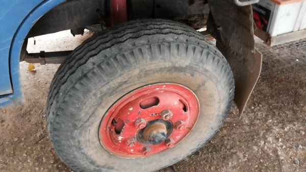 **348,000 บ.ต่อรอง**ขาย6ล้อดั้มดิน5คิว ISUZU KS-110 เครื่อง4BE1-110แรงฝาดำ เกียร์สั้นสาย เครื่องดี แรง แน่นดี เกียร์ดีเข้าง่ายไม่หลุด ช่วงล่างใหญ่ Fหน้า-หลังแล้ว สโลวกลาง คัสซีดี เสริมเหล็กบนแข็งแรง มีแผลเชื่อม1แผลกลางตัวฝั่งซ้าย หน่อยนึง กระบะดั้มเหล็ก5ต