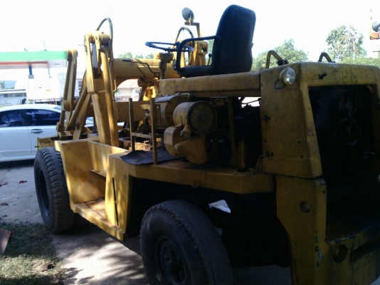 ขายรถตักล้อยางพร้อมใช้ สภาพสวยมากแถมราคาถูก