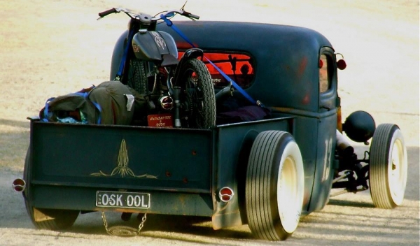 รับซื้อของเก่า รถยนต์เก่า รถคลาสสิคและซากรถยนต์ทุกชนิด รับจัดหาของเก่า ทุกชนิดรับ                      ซื้อเฟอร์นิเจอร์เก่า    เครื่องใช้ไฟฟ้าเก่า    แอร์เก่าเครื่องมือ    เครื่องจักร  จักรยานโบราณ old schwinn    ป้ายโฆษณาโบราณ Vintage sign รถเข็นไม้โบราณ