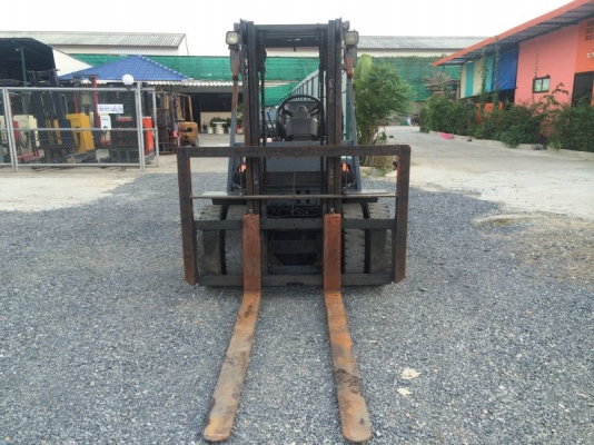 ขายรถโฟล์คลิฟ เก่าญี่ปุ่นไม่เคยใช้ไทย TOYOTA ยก 3 ตันรุ่น 6 ล้อหน้าคู่ งายาว1เมตร70ซ.ม. รถสวยเดิมๆทุกอย่างครบ 290,000 จะเด็ด 094-4267888