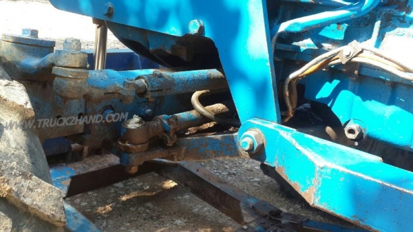 รถไถ ยี่ห้อ FORD รุ่น 6610 เพลาเดียว เสื้อลาย รถไถ ยี่ห้อ FORD รุ่น 6610 เพลาเดียว เสื้อลาย