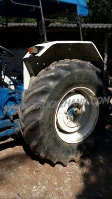 รถไถ ยี่ห้อ FORD รุ่น 6610 เพลาเดียว เสื้อลาย รถไถ ยี่ห้อ FORD รุ่น 6610 เพลาเดียว เสื้อลาย