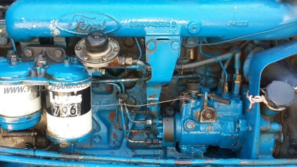 รถไถ ยี่ห้อ FORD รุ่น 6610 เพลาเดียว เสื้อลาย รถไถ ยี่ห้อ FORD รุ่น 6610 เพลาเดียว เสื้อลาย