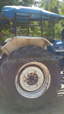 รถไถ ยี่ห้อ FORD รุ่น 6610 เพลาเดียว เสื้อลาย รถไถ ยี่ห้อ FORD รุ่น 6610 เพลาเดียว เสื้อลาย