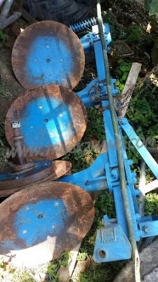 รถไถ ยี่ห้อ FORD รุ่น 6610 เพลาเดียว เสื้อลาย รถไถ ยี่ห้อ FORD รุ่น 6610 เพลาเดียว เสื้อลาย