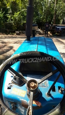 รถไถ ยี่ห้อ FORD รุ่น 6610 เพลาเดียว เสื้อลาย รถไถ ยี่ห้อ FORD รุ่น 6610 เพลาเดียว เสื้อลาย