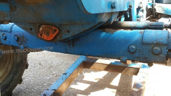 รถไถ ยี่ห้อ FORD รุ่น 6610 เพลาเดียว เสื้อลาย รถไถ ยี่ห้อ FORD รุ่น 6610 เพลาเดียว เสื้อลาย