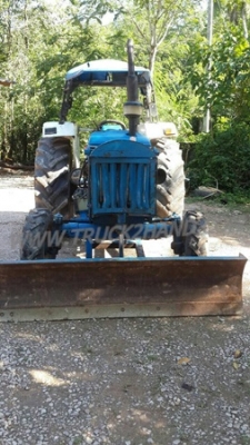 รถไถ ยี่ห้อ FORD รุ่น 6610 เพลาเดียว เสื้อลาย รถไถ ยี่ห้อ FORD รุ่น 6610 เพลาเดียว เสื้อลาย