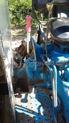 รถไถ ยี่ห้อ FORD รุ่น 6610 เพลาเดียว เสื้อลาย รถไถ ยี่ห้อ FORD รุ่น 6610 เพลาเดียว เสื้อลาย