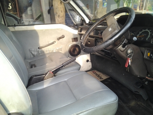 MITSUBISHI L300 สภาพสวยๆ พร้อมวิ่งใช้งาน MITSUBISHI L300 สภาพสวยๆ พร้อมวิ่งใช้งาน