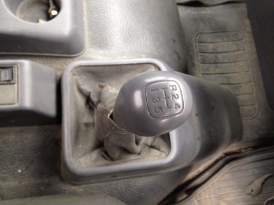 SALE ISUZU MIXER NRR32C F5  E/G 6HE1