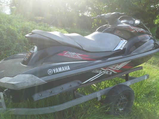 yamaha FX-1800 super high out put yamaha FX-1800 super high out put