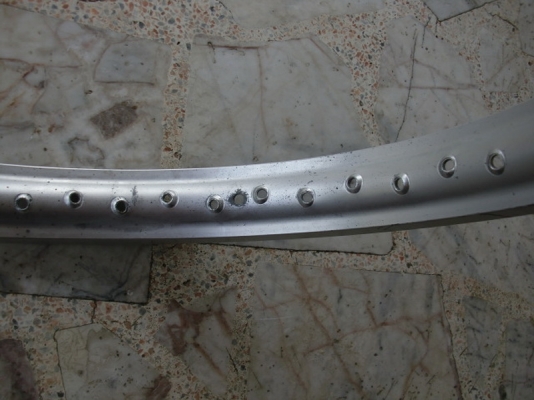 ขายล้อโต d.i.d รุ่นเก่า ขายล้อโต d.i.d รุ่นเก่า