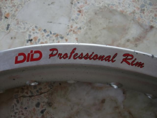 ขายล้อโต d.i.d รุ่นเก่า ขายล้อโต d.i.d รุ่นเก่า