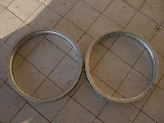 ขายล้อโต d.i.d รุ่นเก่า ขายล้อโต d.i.d รุ่นเก่า