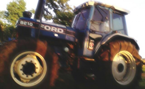 ขอบคุณทีมงาน truck2hand และ ลุง สำรวย รุ่งเรือง อ.ลาดยาว ด้วยครับ