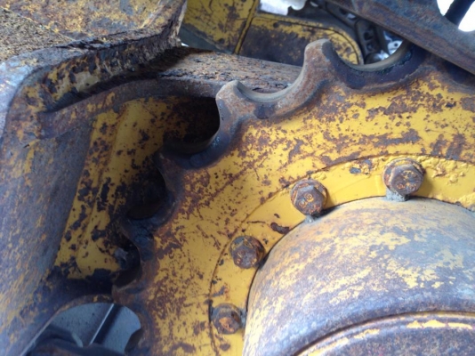 KOMATSU PC 60 6  รถเก่านำเข้าจากญี่ปุ่นไม่เคยใช้งานในไทยสภาพพร้อมใช้เครื่องในสวยเดิมทุกอย่าง  MODEL KOMATSU PC 60-6 -คอลโทรลน้ำมัน -ระบบไฟครบ PRICE 800,000 BATH