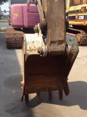 KOMATSU PC 60 6  รถเก่านำเข้าจากญี่ปุ่นไม่เคยใช้งานในไทยสภาพพร้อมใช้เครื่องในสวยเดิมทุกอย่าง  MODEL KOMATSU PC 60-6 -คอลโทรลน้ำมัน -ระบบไฟครบ PRICE 800,000 BATH