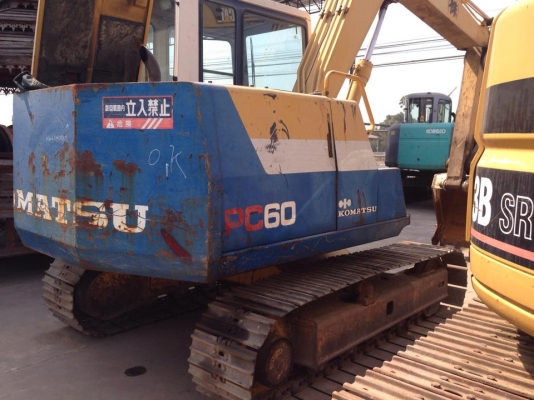 KOMATSU PC 60 6  รถเก่านำเข้าจากญี่ปุ่นไม่เคยใช้งานในไทยสภาพพร้อมใช้เครื่องในสวยเดิมทุกอย่าง  MODEL KOMATSU PC 60-6 -คอลโทรลน้ำมัน -ระบบไฟครบ PRICE 800,000 BATH
