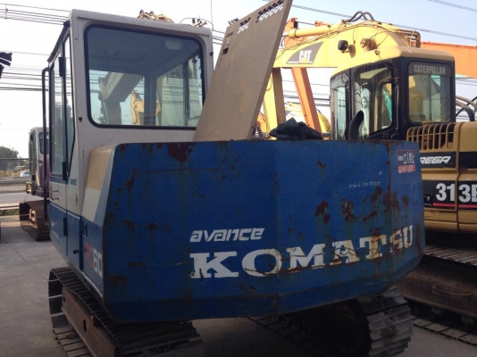 KOMATSU PC 60 6  รถเก่านำเข้าจากญี่ปุ่นไม่เคยใช้งานในไทยสภาพพร้อมใช้เครื่องในสวยเดิมทุกอย่าง  MODEL KOMATSU PC 60-6 -คอลโทรลน้ำมัน -ระบบไฟครบ PRICE 800,000 BATH