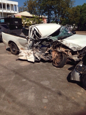 วีโก้หัวเดียว สีขาวปี07 โอนลอยบุคลเครื่องเกียรสมบูรณ์เเยกขายเป็นอะไหลทุกอย่าง.โทรสอบถามได้มีอีกหลายรุ่น