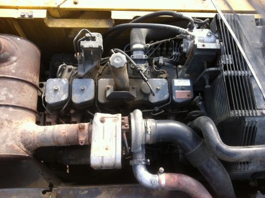 ขายรถแบคโฮ KOMATSU PC-200-7 ปี.2005 รถบางกอก 10995 ช.ม สภาพสวย เล่มทะเบียน จัดแน้นร์ได้ ราคา 1650000 สนใจโทร