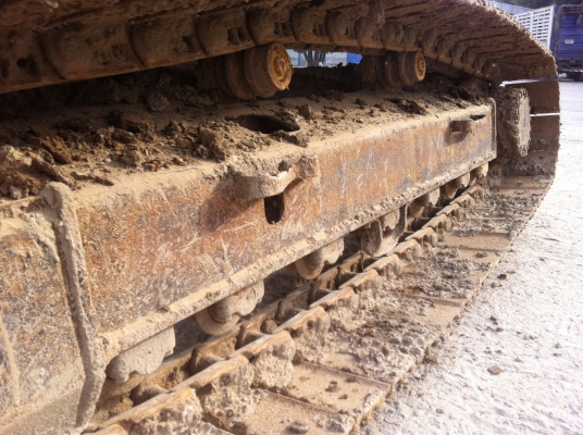 ขายรถแบคโฮ KOMATSU PC-200-7 ปี.2005 รถบางกอก 10995 ช.ม สภาพสวย เล่มทะเบียน จัดแน้นร์ได้ ราคา 1650000 สนใจโทร