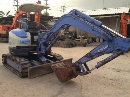 MM30CR 2 เชคนอกนำเข้าจากญี่ปุ่นยังไม่เคยใช้งานในไทย เดิมๆทุกอย่าง สภาพพร้อมลุยงาน  รถขุด MM30CR-2  เลขซีเรียล : E9G01073 ราคา : 320,000 บาท เอกสารพร้อมใบอินวอยแจ้งจำหน่าย ราคาคุยได้