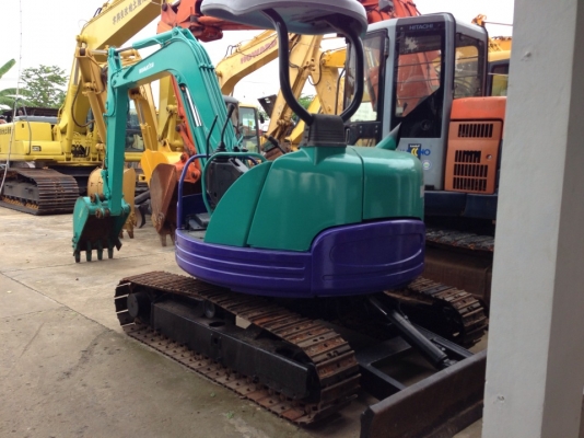 PC40FR ขับแล้วหล่อกิ๊ก รถนอกนำเข้าจากเก่าญี่ปุ่นพร้อมใช้งาน  ราคา 550,000 บาท  เอกสารพร้อมใบอินวอย