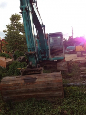 Kobelco SK 135 รถเก่านำเข้าจากญี่ปุ่น มีใบอินวอย ราคา 1400000 พร้อมลุยงาน Kobelco SK 135 รถเก่านำเข้าจากญี่ปุ่น มีใบอินวอย ราคา 1400000 พร้อมลุยงาน