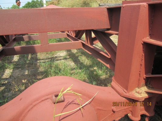 รถพ่วงหนุ่มปราจีนบุรีเอาไปขนรถเกี่ยว