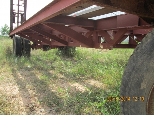 รถพ่วงหนุ่มปราจีนบุรีเอาไปขนรถเกี่ยว