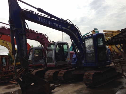 KOMATSU PC 128US  พร้อมหัวเจาะ รถเก่าญี่ปุ่นยังไม่เคยใช้งานในไทย มีใบอินวอยให้  ราคา 1,600,000บาท