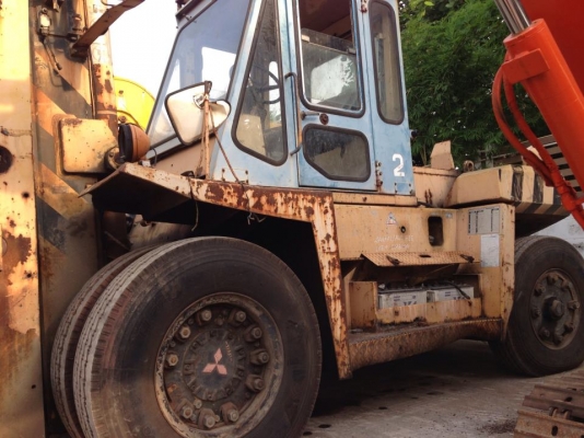 โฟคลิป 11 ตันครึ่ง  Mitsubishi FD 115 F15B ราคา 800000  บาท