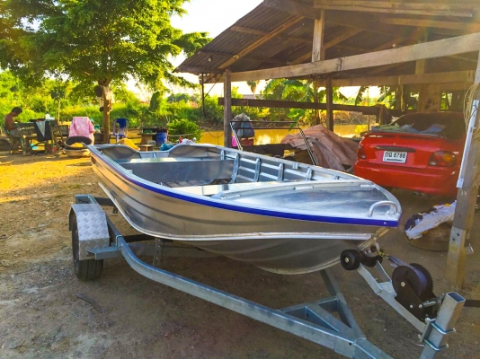 ขาย เรือ อลูมิเนียม kimple สภาพใหม่เลยลงน้ำครั้งเดี่ยว