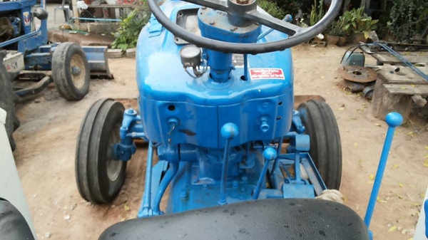 **275,000 บ.ต่อรอง**ขายรถไถเพลาเดียว FORD 6600 T3 ตัวเต็ม เครื่องเดิมปั้มเดิม ไอดีเล็ก เครื่องT3-D5NN6015J เกียร์D7NN7006C ท้ายD4NN4024B เครื่องโอเค สตาร์ทง่าย เกียร์ดีไม่หลุด ปั้มดี ทำงานดี คล่องตัว ช่วงล่างดี หนึบ ระบบไฮฯใช้งานปกติ ท้ายดี ไม่แตก ยกหางดี **275,000 บ.ต่อรอง**ขายรถไถเพลาเดียว FORD 6600 T3 ตัวเต็ม เครื่องเดิมปั้มเดิม ไอดีเล็ก เครื่องT3-D5NN6015J เกียร์D7NN7006C ท้ายD4NN4024B เครื่องโอเค สตาร์ทง่าย เกียร์ดีไม่หลุด ปั้มดี ทำงานดี คล่องตัว ช่วงล่างดี หนึบ ระบบไฮฯใช้งานปกติ ท้ายดี ไม่แตก ยกหางดี