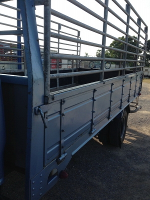 ISUZU NKR รถประกอบ ยาว 4.30 เมตร เครื่อง 120 แรง พวงมาลัย เพาเวอร์ กระจกไฟฟ้า ISUZU NKR รถประกอบ ยาว 4.30 เมตร เครื่อง 120 แรง พวงมาลัย เพาเวอร์ กระจกไฟฟ้า