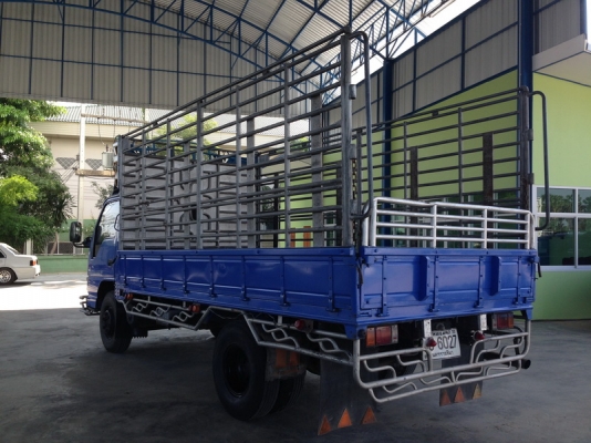 ISUZU NPR หัวน้ำเงิน ปี 2548 เครื่องยูโรทู 130 แรงเทอร์โบ พวงมาลัยเพาเวอร์  ยาว 4.30 เมตร